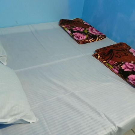 Baba Guest House Ujjain Esterno foto
