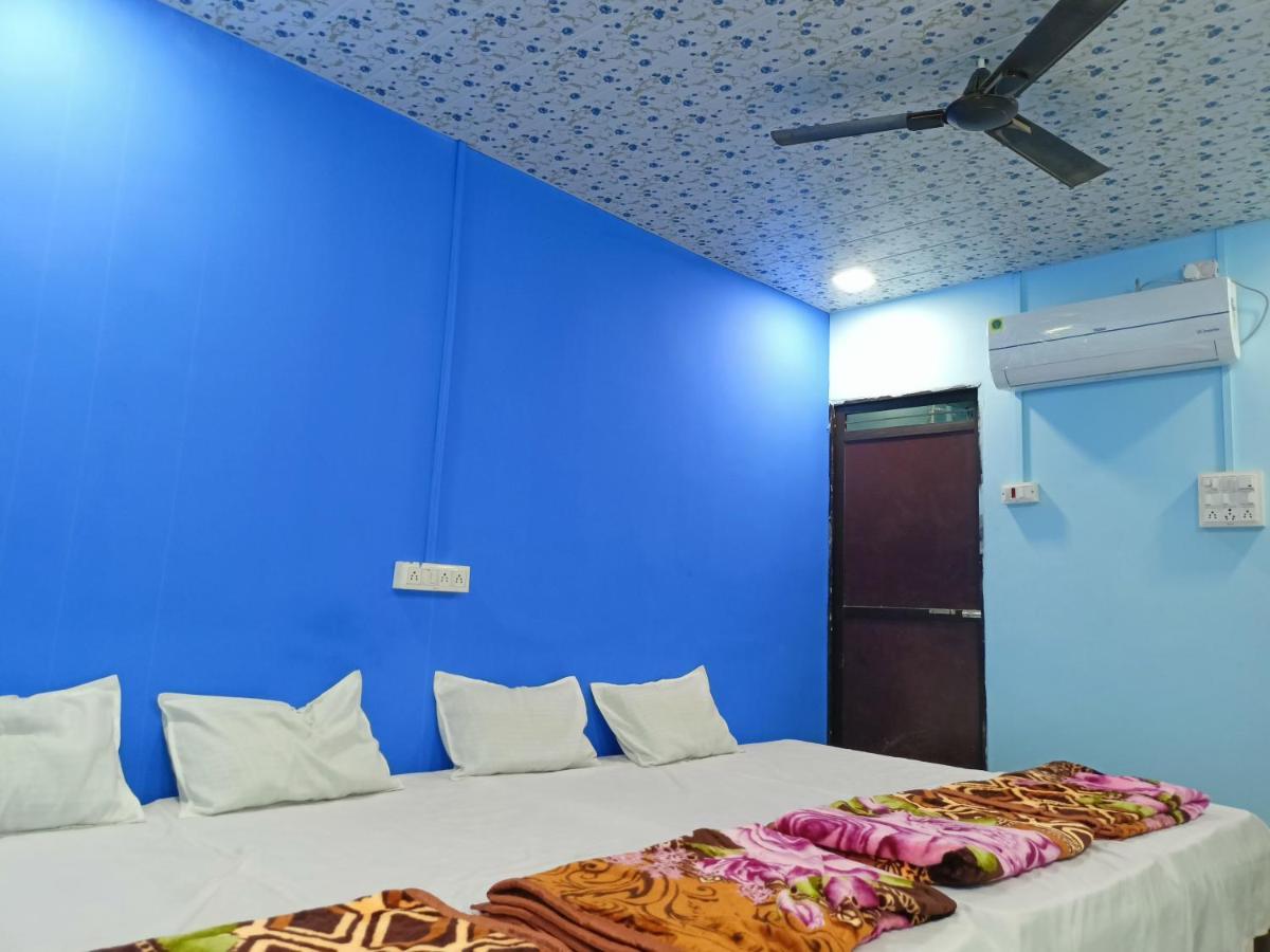 Baba Guest House Ujjain Esterno foto
